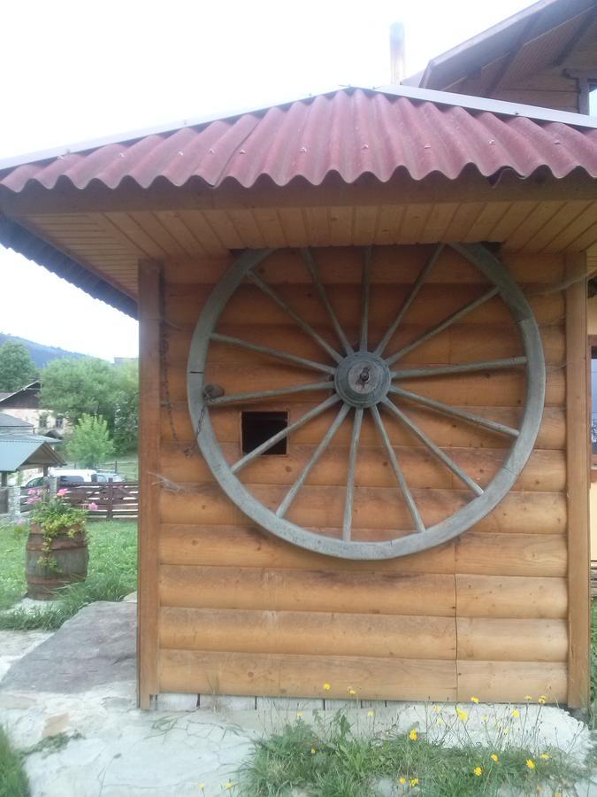 Starovitska Hata - Ethno-Cottage Верховина Экстерьер фото